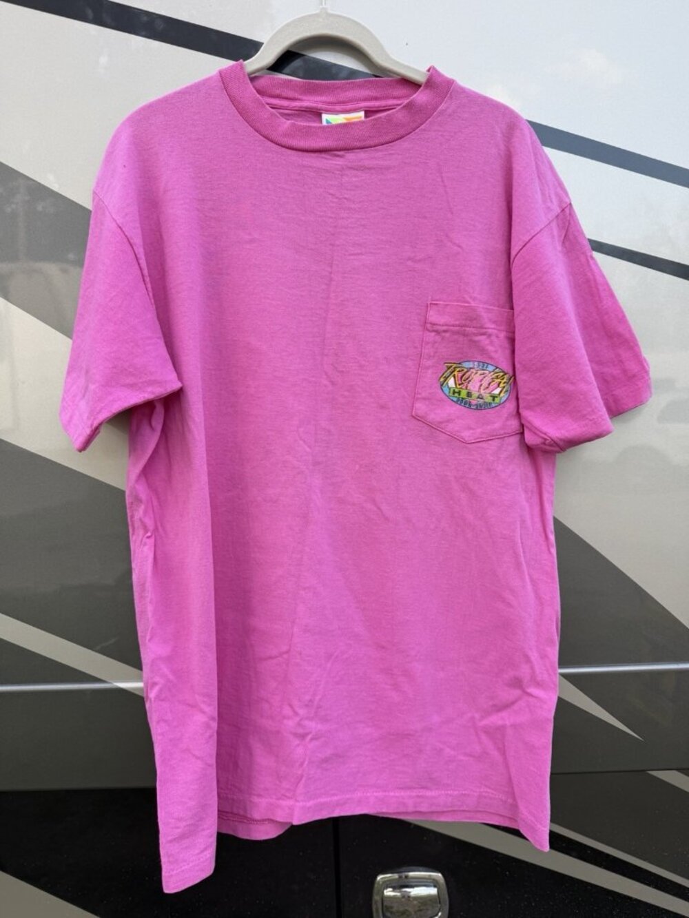 Vintage 80s Surf Gear pink neon Live and Die on the Beach tshirt L tropical